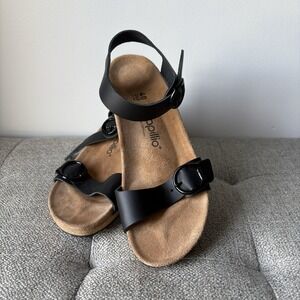 Papillio Birkenstock "Soley" Leather Ring Buckle Wedge Sandal - Sz 40 (9) Black
